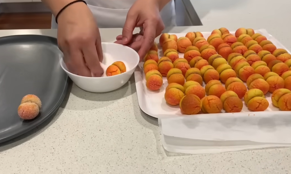 breskvice valjanje u šećer